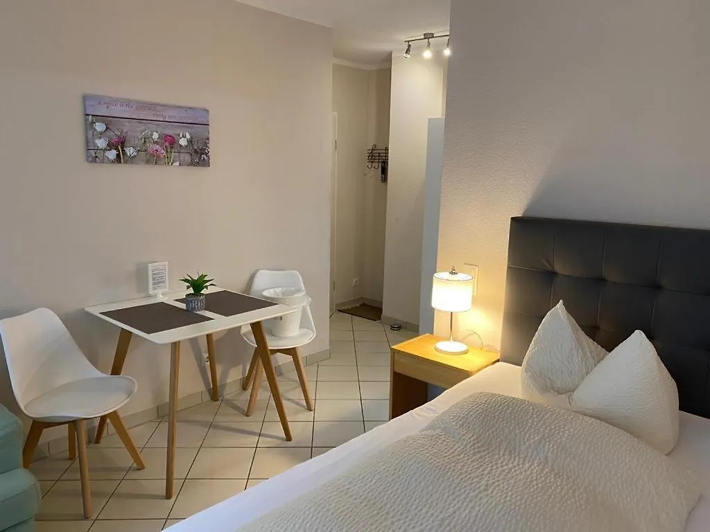 Apartments Und Zimmer Gaestehaus Matthias Dresden Germany