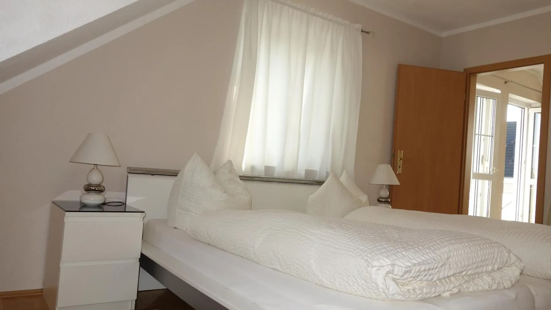 Apartments Und Zimmer Gaestehaus Matthias Dresden 0*,  Germany