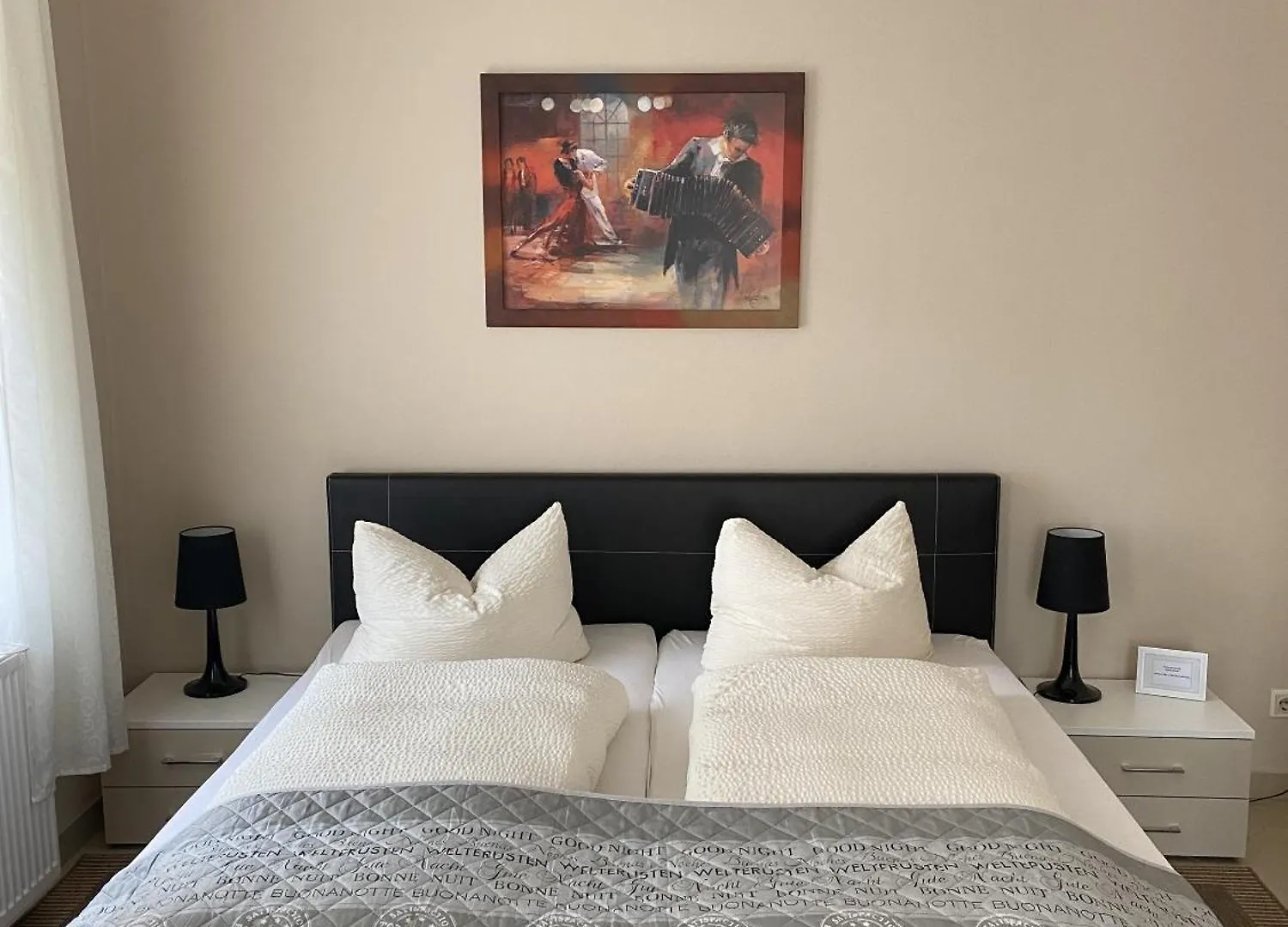 Apartments Und Zimmer Gaestehaus Matthias Dresden 0*,