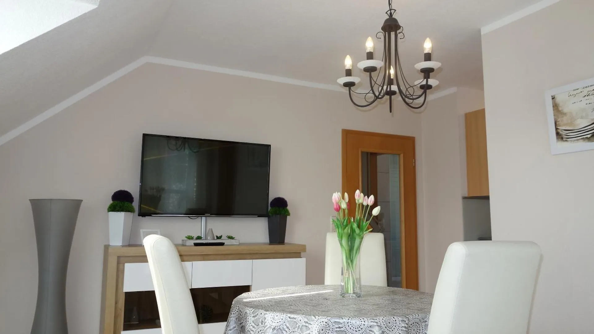 Apartments Und Zimmer Gaestehaus Matthias Dresden 0*,
